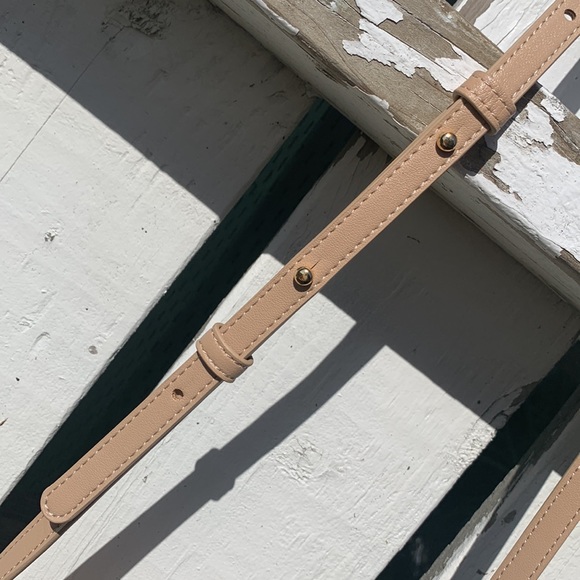 Samara Nude crossbody NWOT - Picture 4 of 11